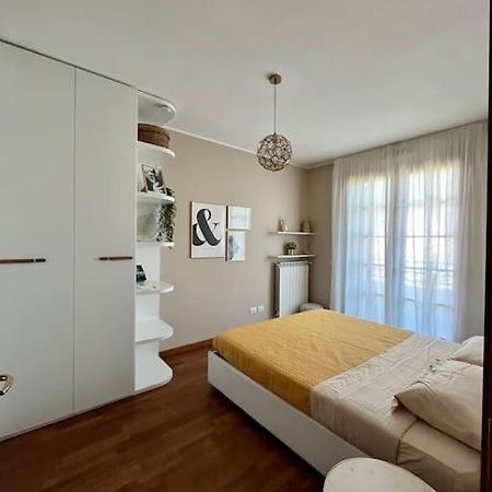 Casa Di Lillo Apartment Merate Luaran gambar