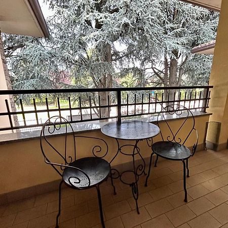 Casa Di Lillo Apartment Merate Luaran gambar