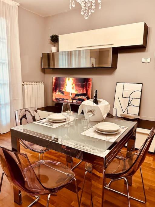 Casa Di Lillo Apartment Merate Luaran gambar